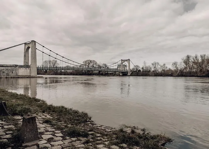 Les Reflets De Loire *
